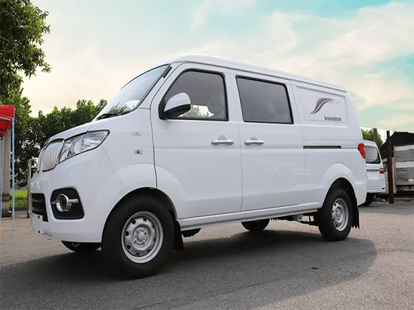 Dịch  vụ thay Kính chắn gió xe tải Dongben X30 tận nơi